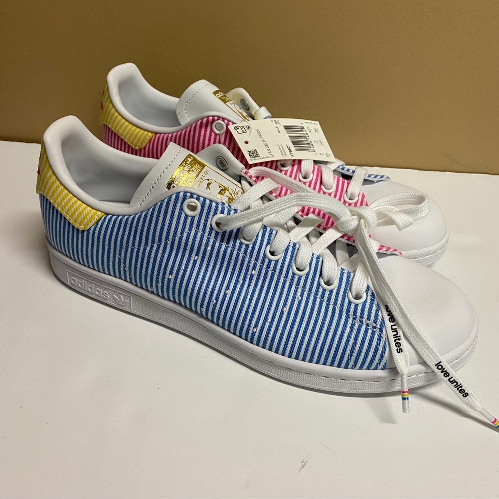 Adidas Stan Smith Pride Love Unites Shoes Sz 9.5